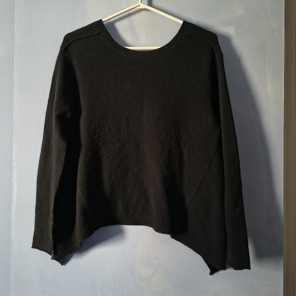 Brochu Walker 100% Cashmere Black Handkerchief Hem Sweater XS